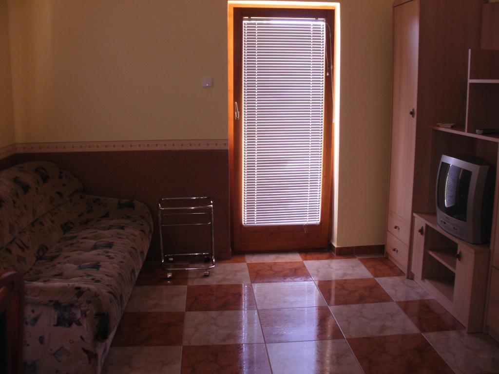 Bodzavirag Apartman Zalakaros Exterior photo